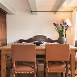Het Lam Apartment